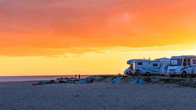 أماكن التخييم بالكرفانات